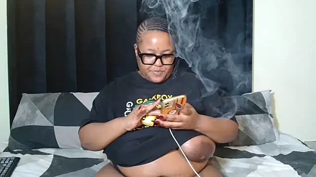 SubmissiveBabe01 live cam