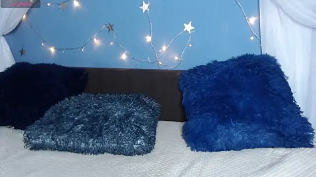 ayla-0 live cam