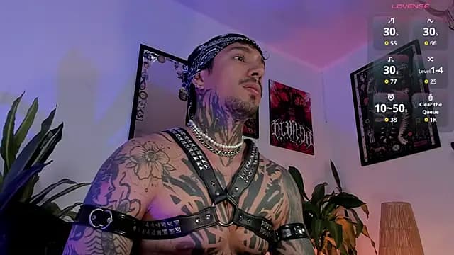 TigerStripes1_ live cam on Stripchat
