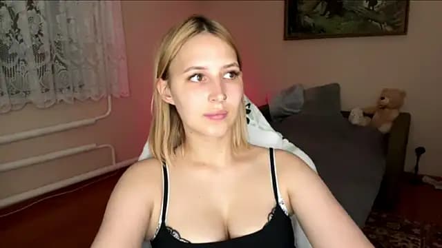 MONELLEE live cam