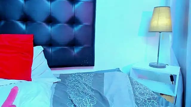 Lin_Carter live cam on Stripchat