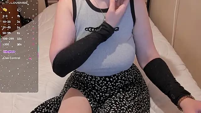 eva_zero live cam on Stripchat