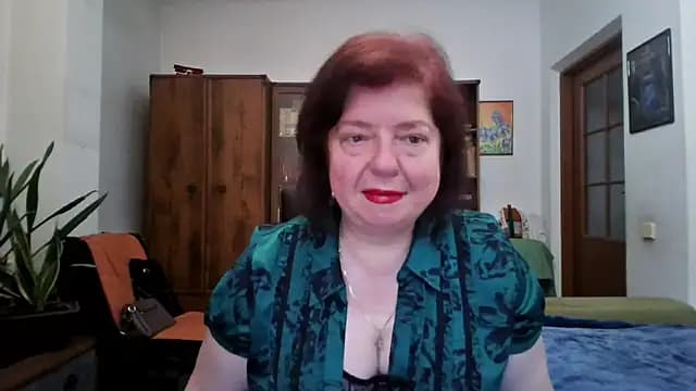 Violet_Pulse live cam on Stripchat