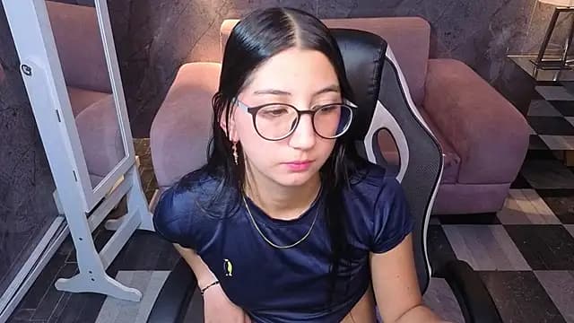 Sophie_jones_b live cam