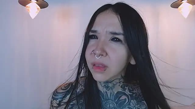 alien_eyes09 live cam on Stripchat