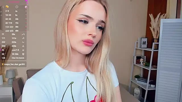 PorcelainBun live cam