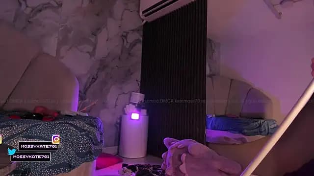 Katemoss70 live cam