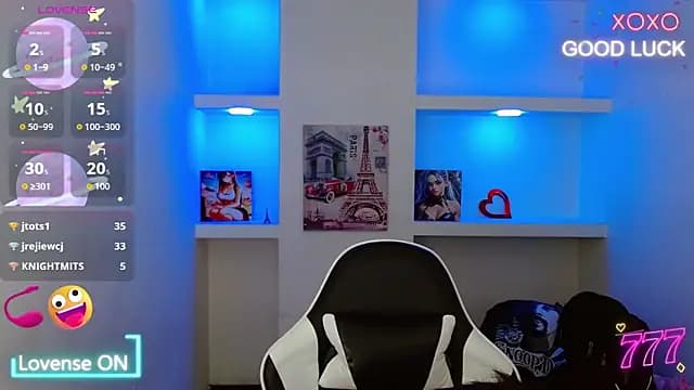 _luna_torres live cam on Stripchat