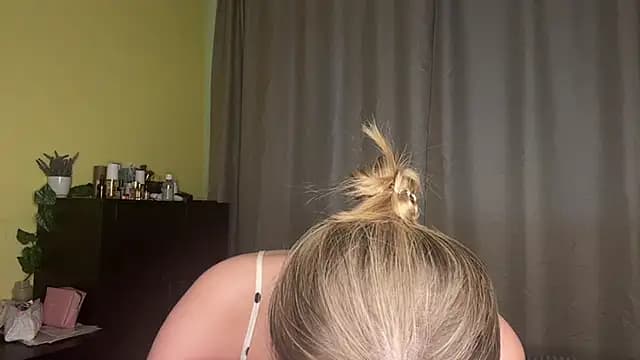 MercyShadows live cam