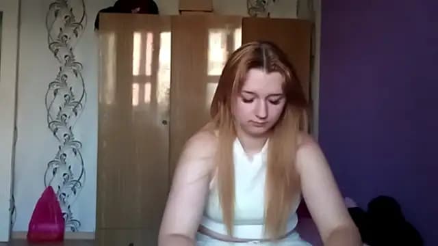 RaeannRoewe live cam