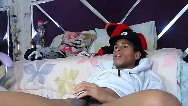 Santy_bigcock_01 live cam