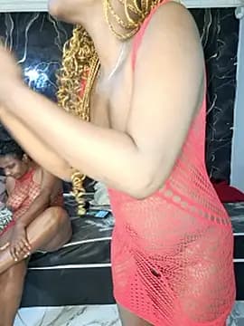 Littletee001 live cam