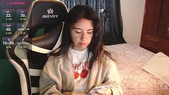 alice_middlee live cam