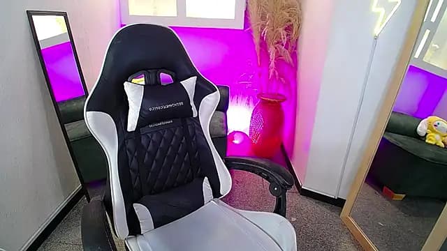 melodyy_as live cam