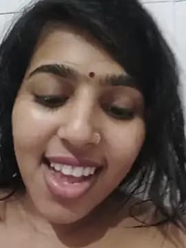 Cute-Simmi69 live cam