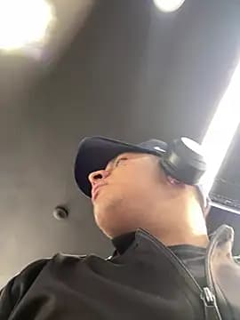 oliver_Ferrer live cam