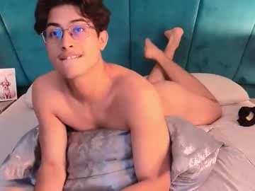 Aaron Ezequiel live cam