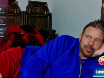 Blue Eyed Handsome Man live cam