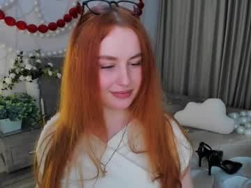 Louise live cam