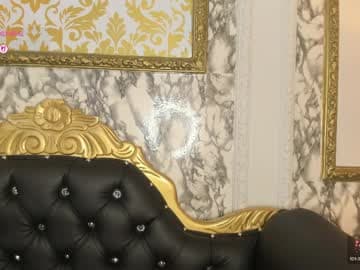 Alexiaa Online 07 00 to 14 00 GMT-5 live cam