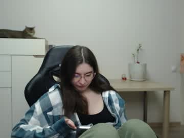 Alice live cam