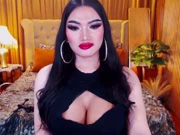 Alura Jhenson live cam