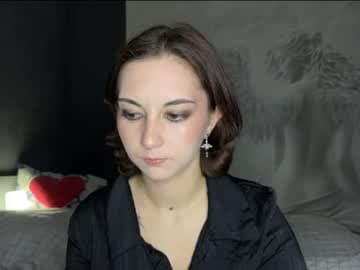 amalia_lambert13 live cam