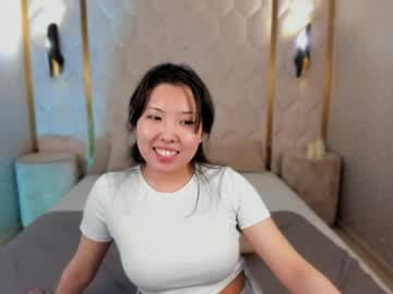 Mimi Wed, Thru, Fri, Sat, Sun 9 AM 4 PM EDT live cam