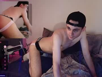 BareBastian live cam