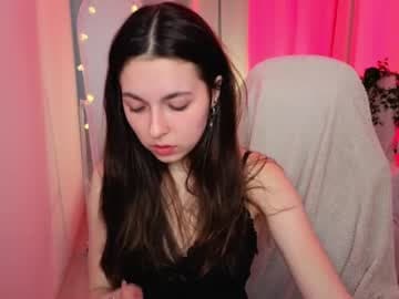 Bella live cam