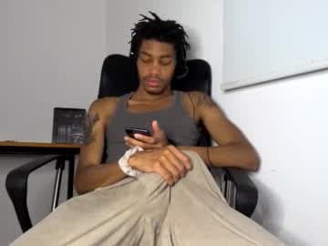 BlackBullTitus live cam