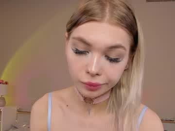 blondy_fina live cam