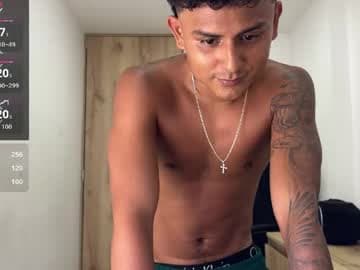 SEBASTIAN modelo independiente Schedule 11 30 am to 5 00 pm live cam