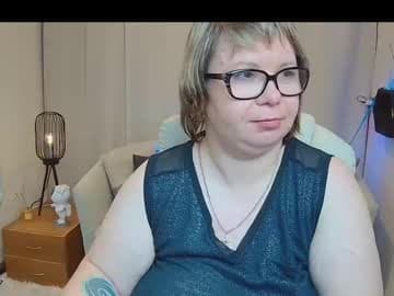 bonnnyboobsy live cam