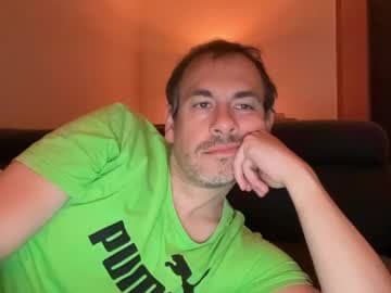 BigWhiteCock live cam