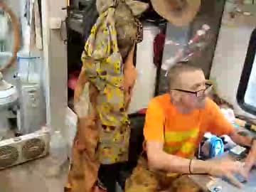 Steve aka SkinnieDippin' aka TimberTramp live cam