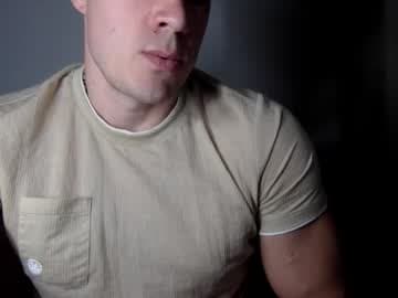 follow my twitter live cam