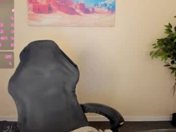Casey_sweeet GMT 2 Mon,Wed,Thu Fri 10 -4 , Tue 11AM-6PM, Fri live cam
