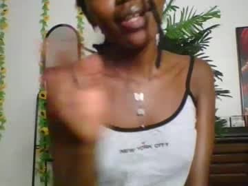 cashy_meal live cam