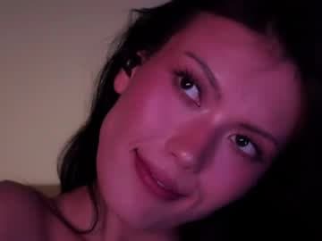 JASMINE usually go live about 4 am UTC live cam