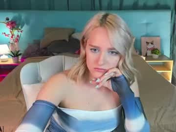 Chloe live cam