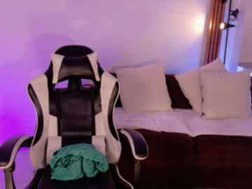 Chloe Moreti live cam