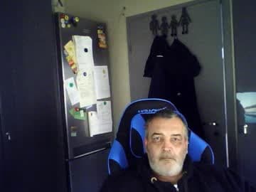 Chris live cam