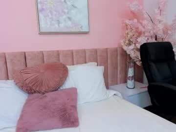clhoelux live cam