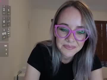 Stacy 3pm CAT live cam