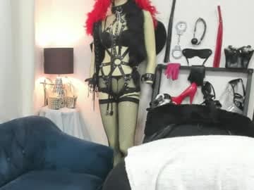 CrystalHotty live cam