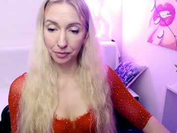 cute_smile_shy live cam