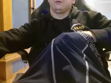 Cuteboy090 live cam