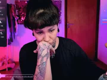 Dakota independent model live cam