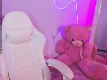 Debi live cam